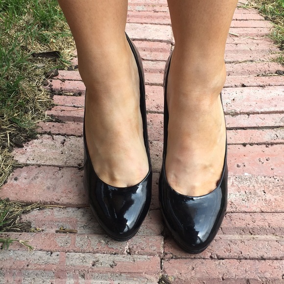 Mossimo Supply Co. Shoes - MOSSIMO black patent closed toe heels